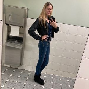 Meet your Posher, Lindsey